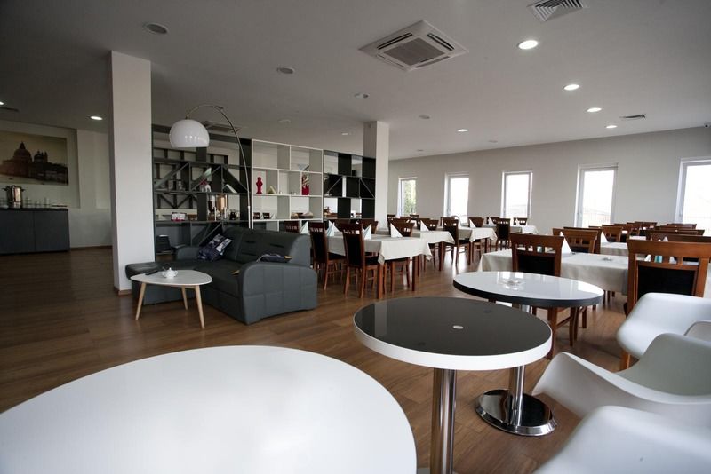 Lumen Aparthotel 3*