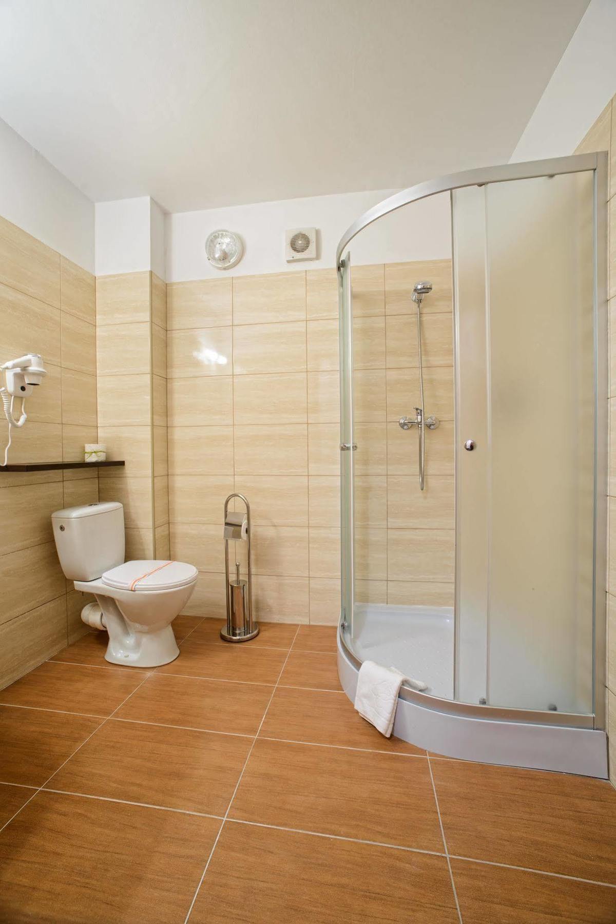 Lumen Aparthotel 3*