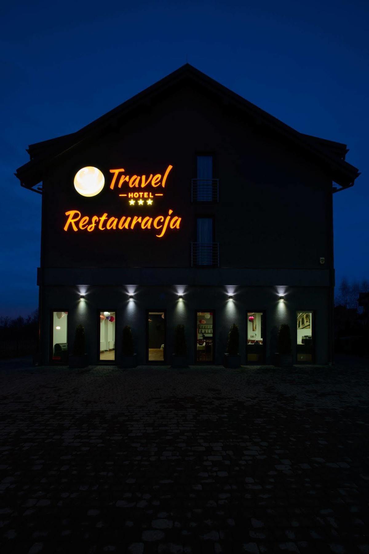 Lumen Aparthotel 3*